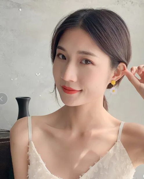 越秀糖果：人照真实，粉嫩清纯小清新